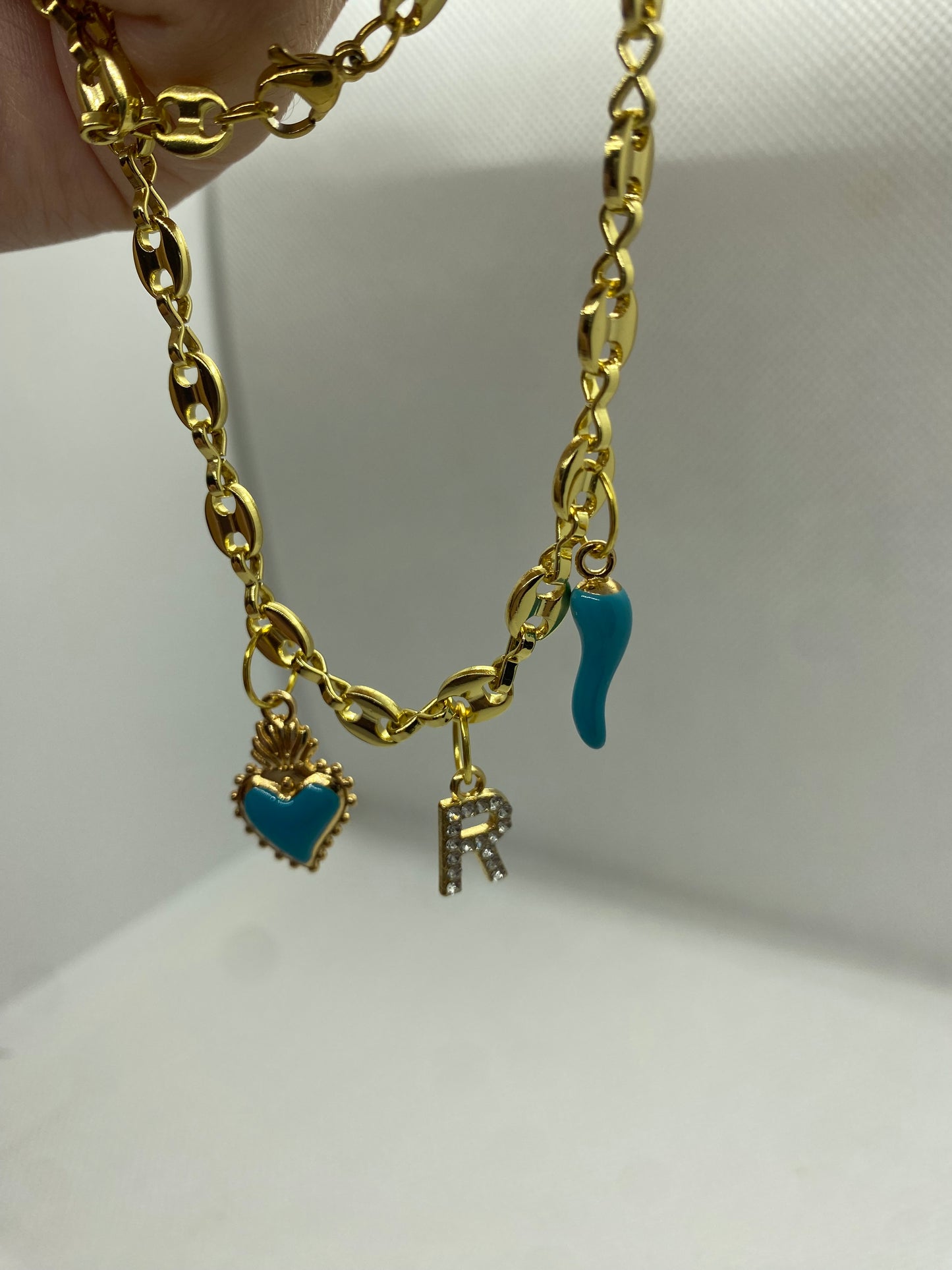 Choker medaglietta oro personalizzata