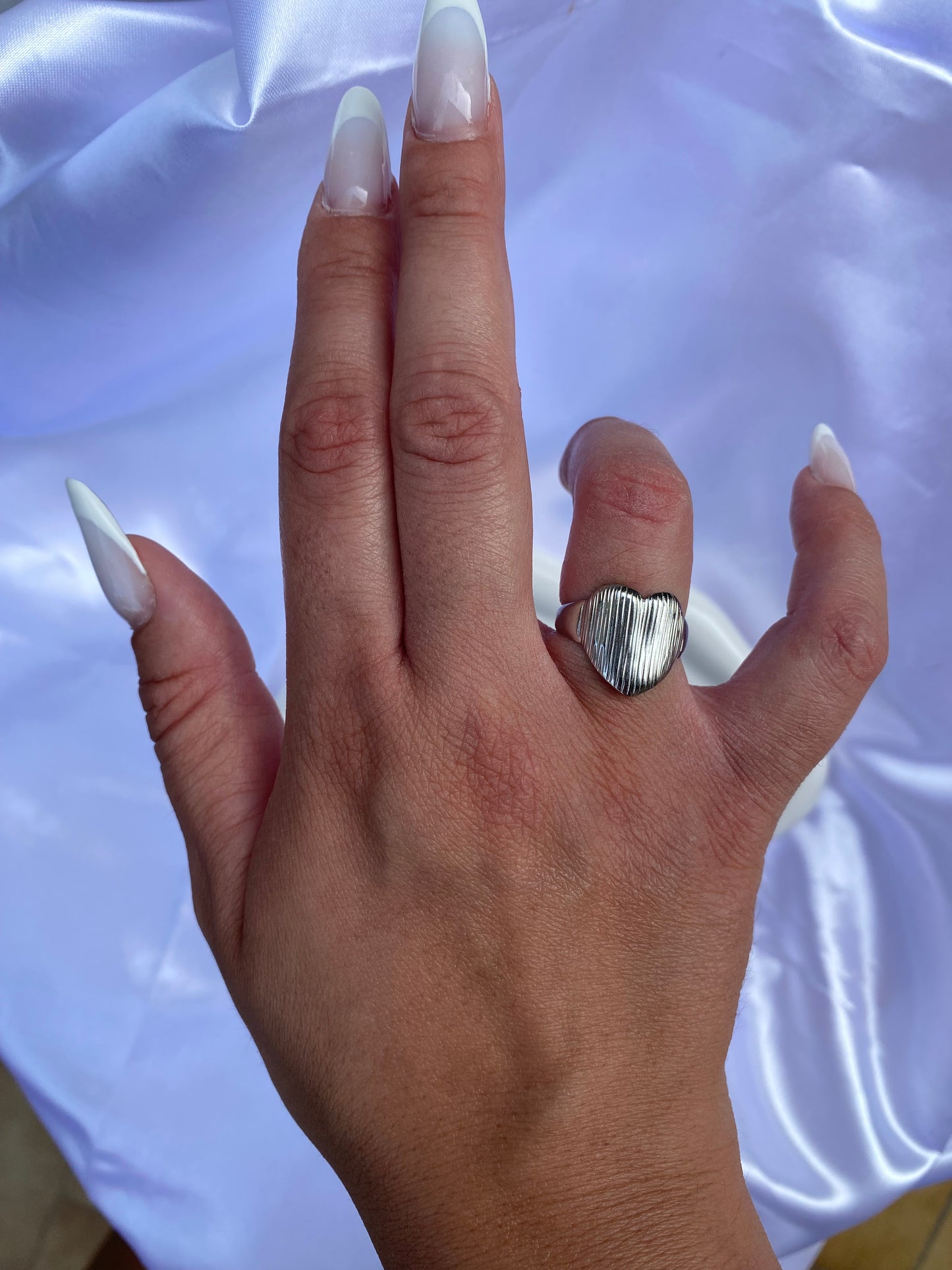 Anello cuore acciaio