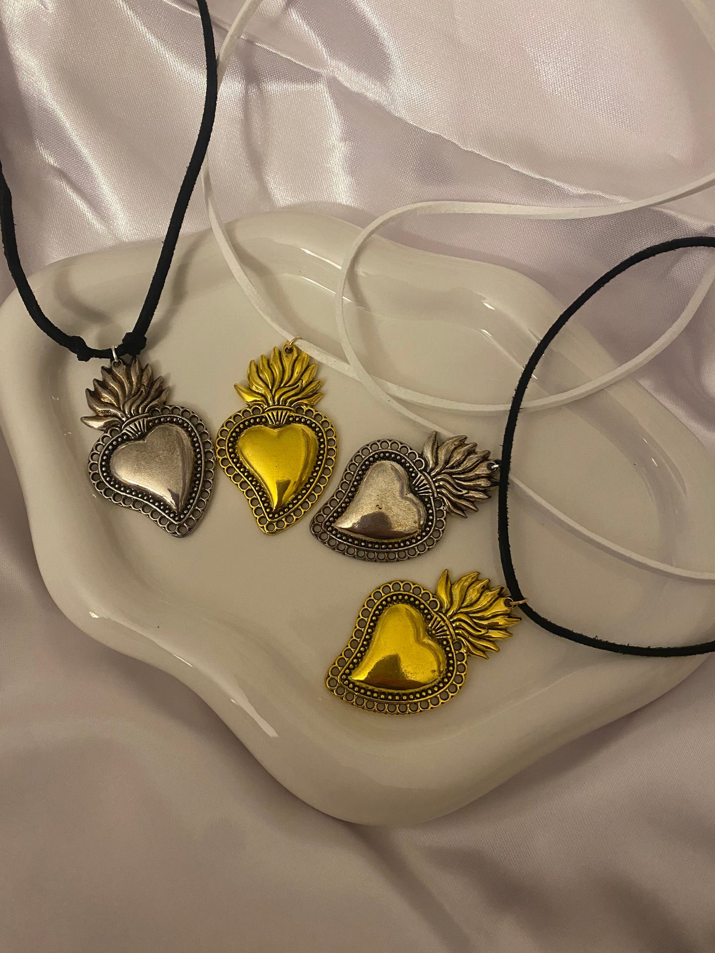 Choker Sacro Santa