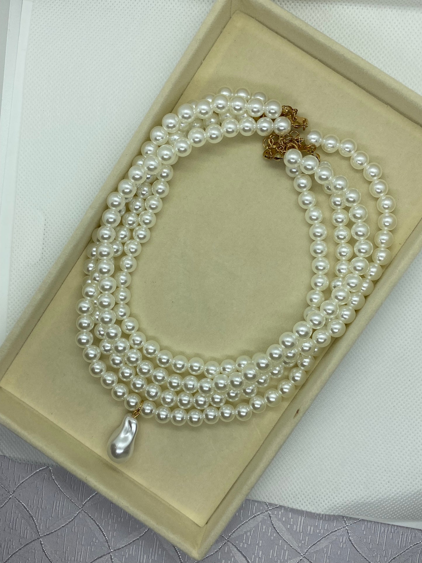 Collana Saona