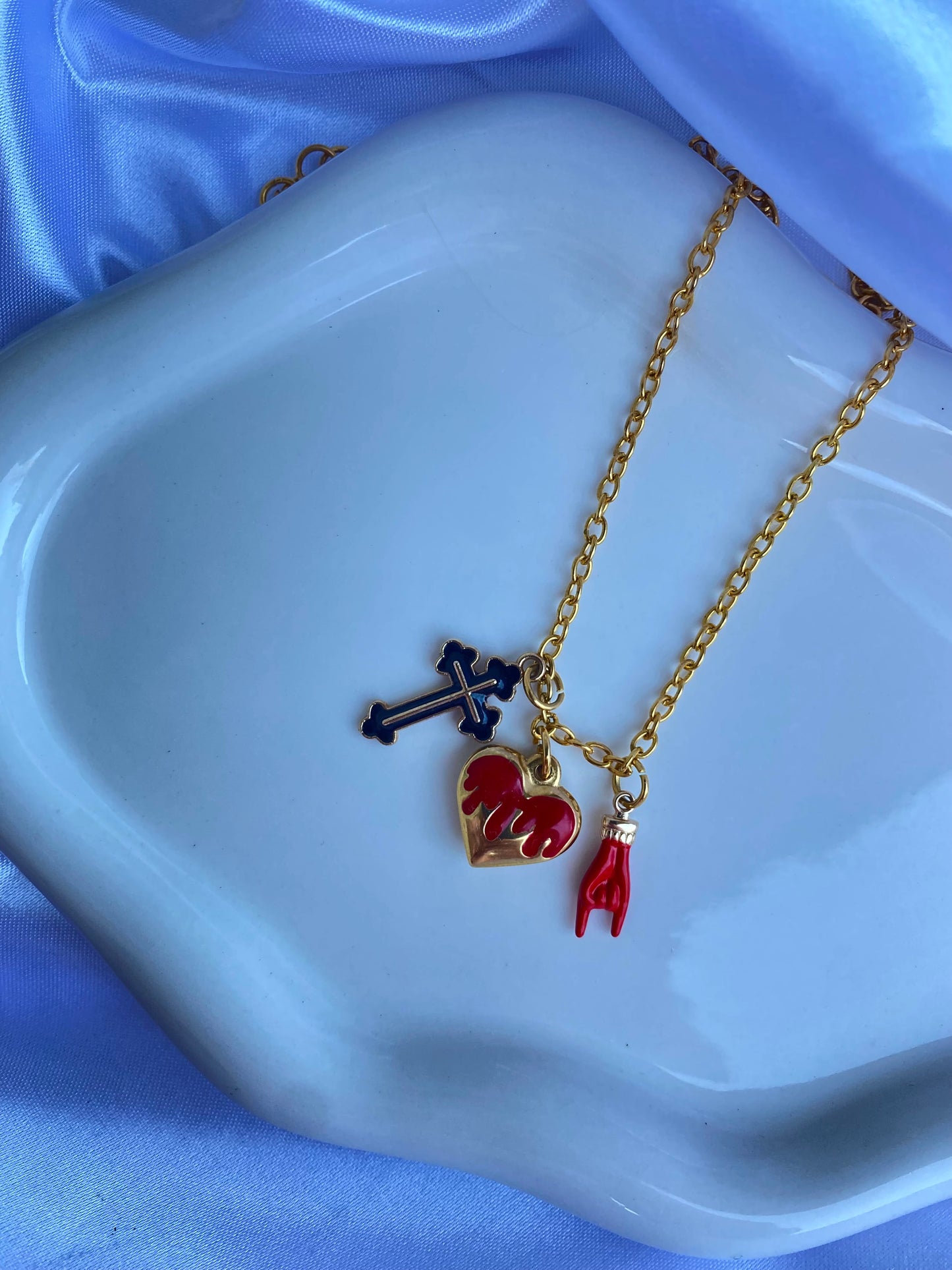 Collana tris di Charms