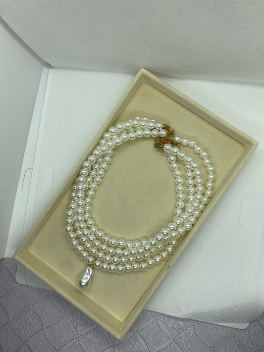 Collana Saona